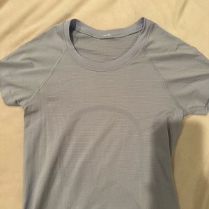 Lululemon swiftly short sleeve size 0